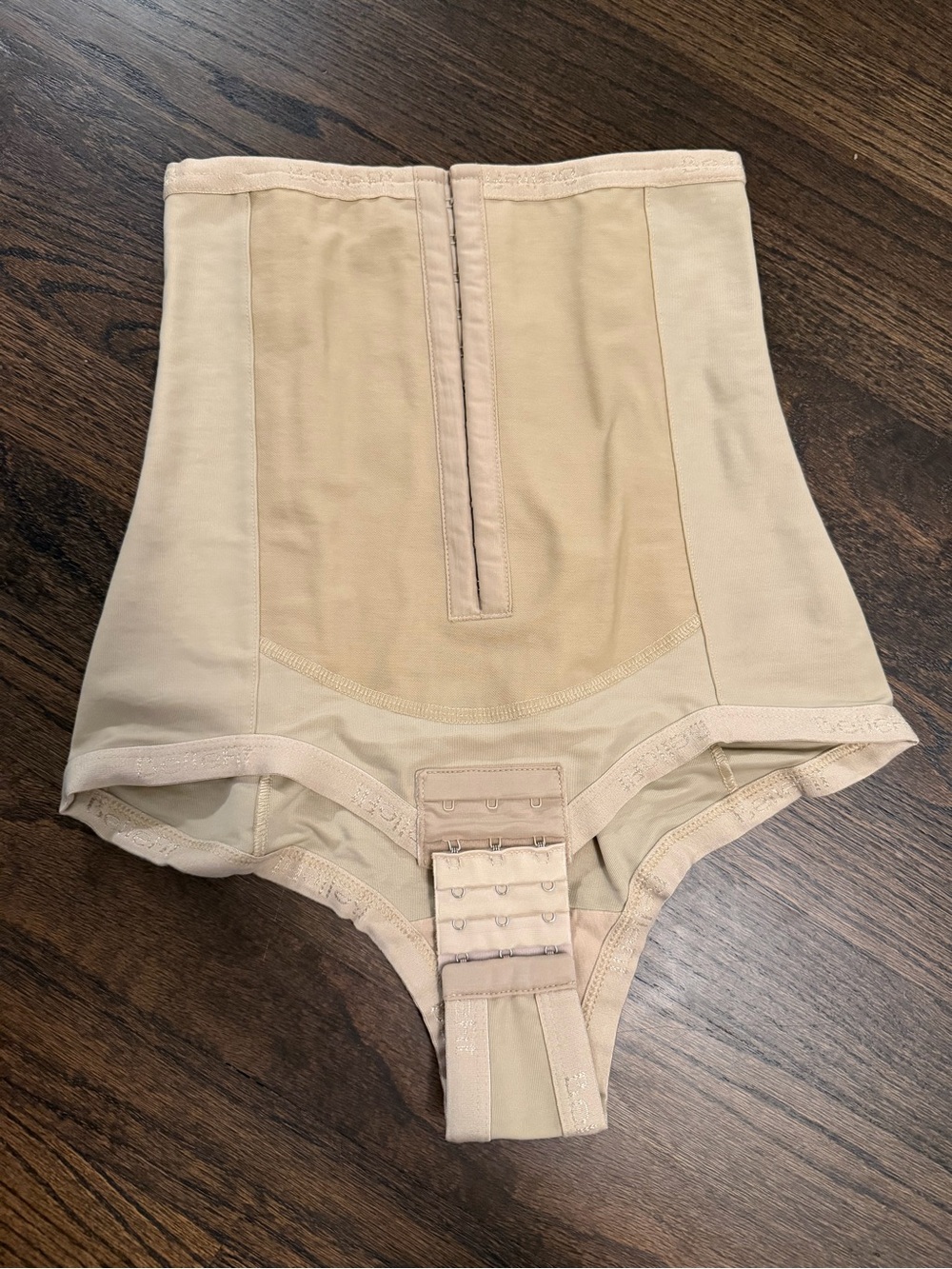 Bellefit Girdle - High-Waist Shaping Briefs in Beige - Firm Control